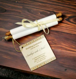 kl2118-paper-scroll-wedding-card-with-tag-2